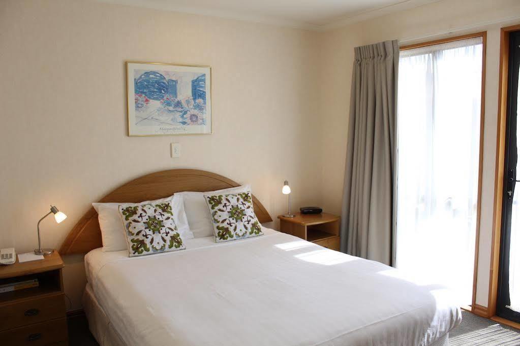 Bethlehem Motor Inn And Conference Centre ตาอูรังกา ภายนอก รูปภาพ
