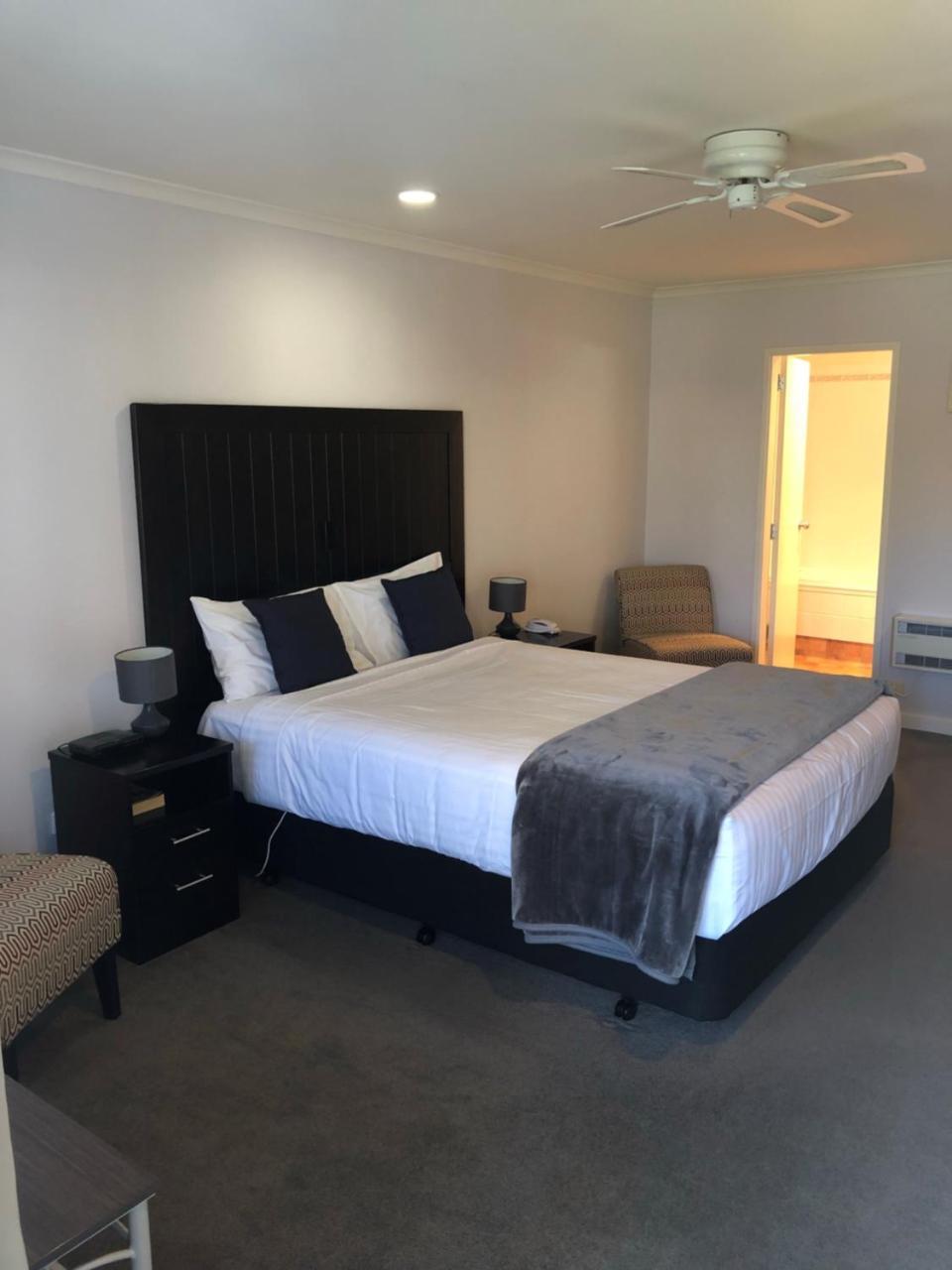Bethlehem Motor Inn And Conference Centre ตาอูรังกา ภายนอก รูปภาพ